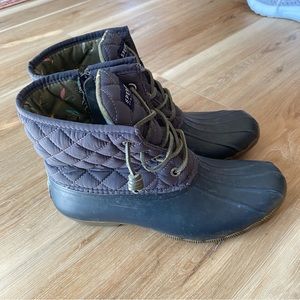 Sperry Quilted Waterproof Duck Boots size 8